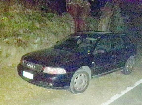L'auto dell'artigiano trovato morto nel bosco