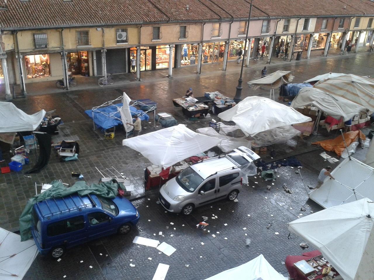 Il mercato del Listone devastato dalla bufera