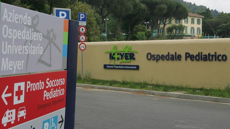 Meningite a Lido di Camaiore, resta grave la ragazzina