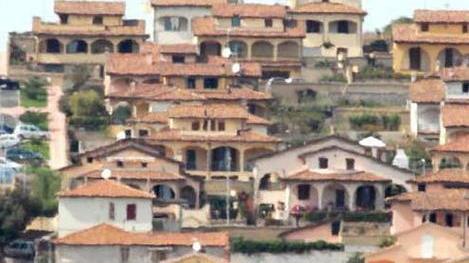 Urbanistica, al setaccio tutti gli edifici
