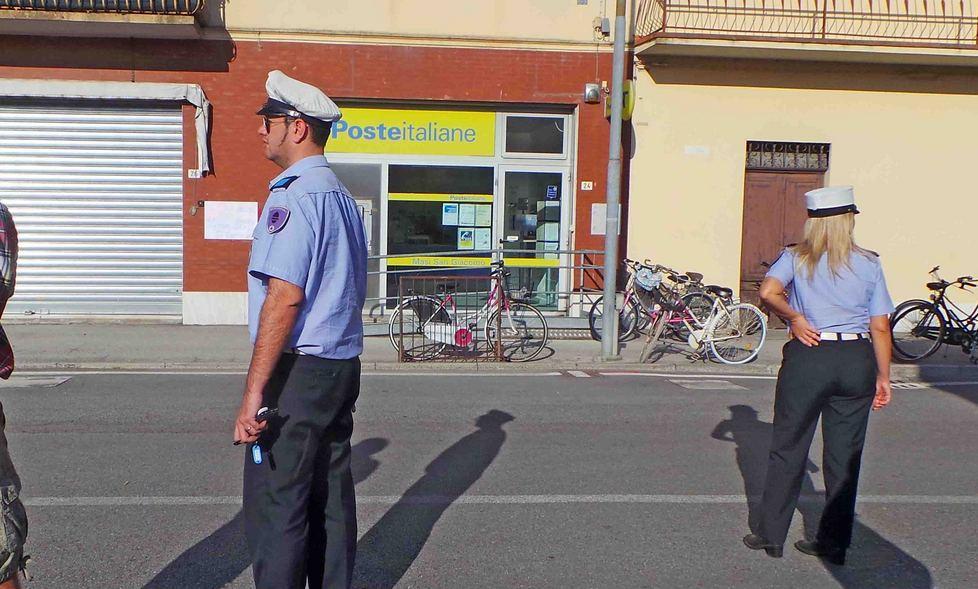«Le Poste non devono chiudere» 