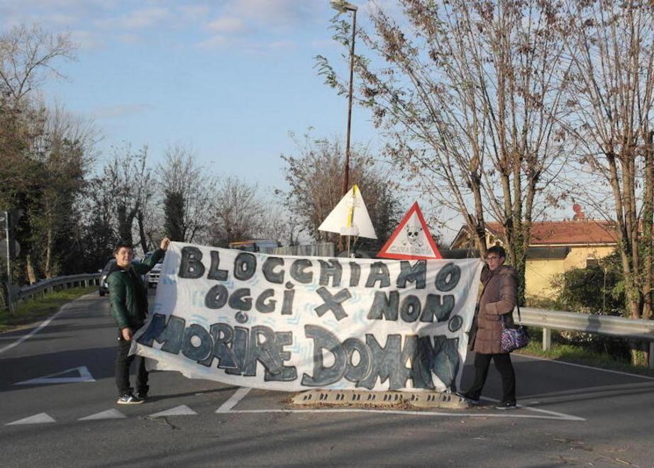 Sul cavalcavia il Prefetto striglia il Comune: si muova