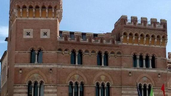 Sindaco e presidente L’ordinanza pasticcio da Bonifazi a Bonifazi