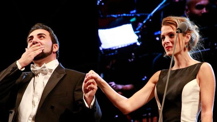 "Col sole in fronte", l’orgoglio di Modena nella notte di Luciano Pavarotti