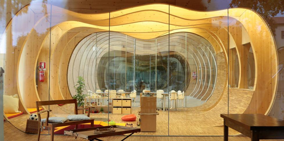 A Guastalla c’è uno spettacolare asilo a forma di balena 