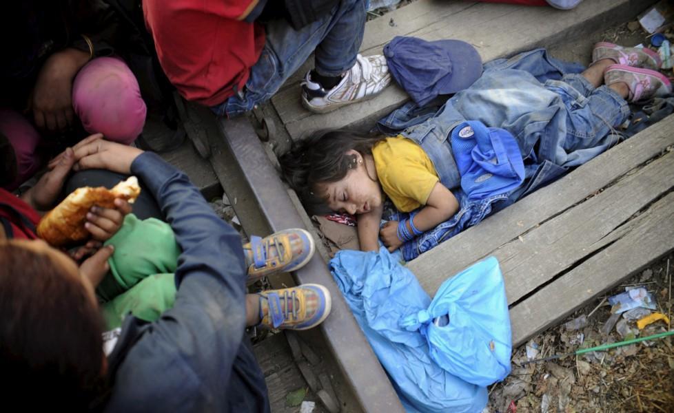 Migranti: i parroci di Modena convocati