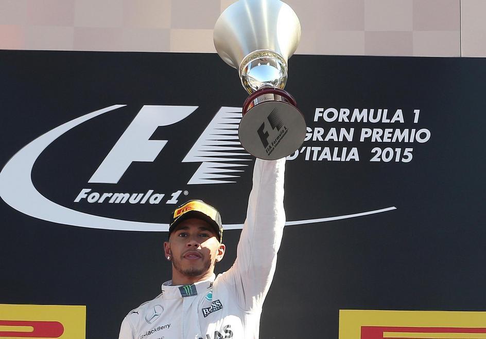Hamilton, vittoria col giallo gomme 