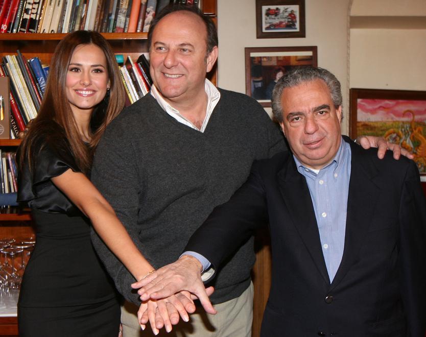 Il maestro Vince Tempera con Gerry Scotti e Michela Coppa della Corrida