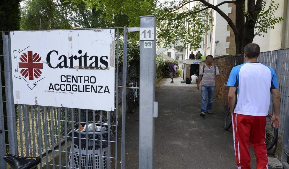 Allarme povertà, agosto da record alla mensa Caritas 