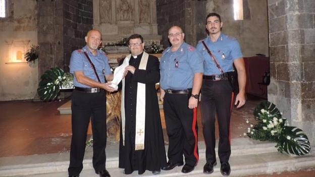 Restituita la statua rubata della Madonna