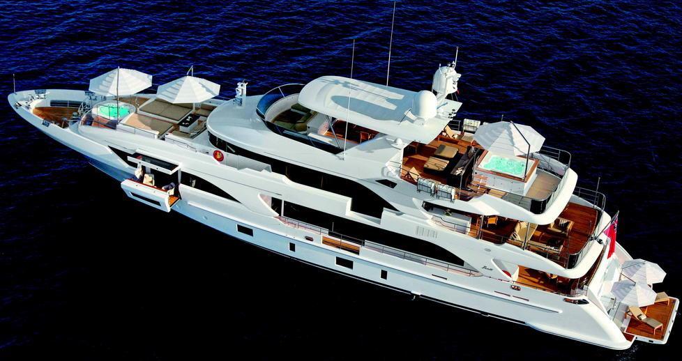 Benetti: un 50 metri made in Darsena 