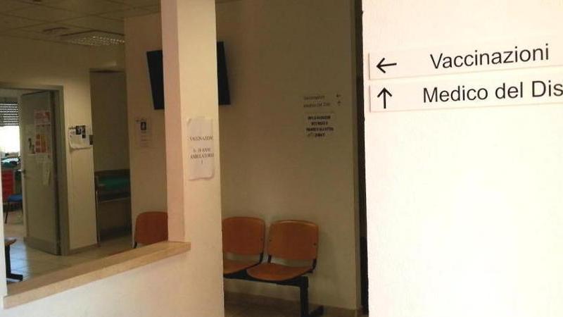 Allarme meningite, studenti nel panico