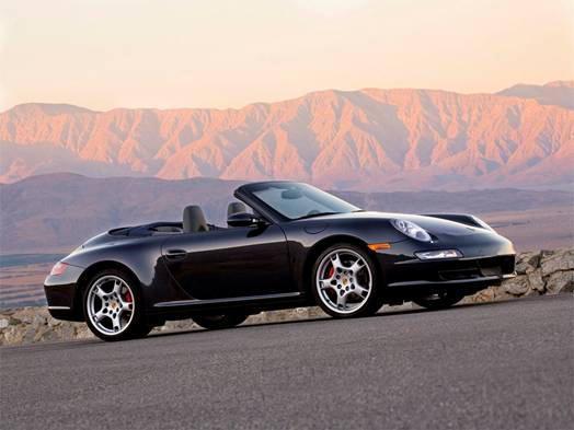 Rubano Porsche e Rolex a imprenditore 