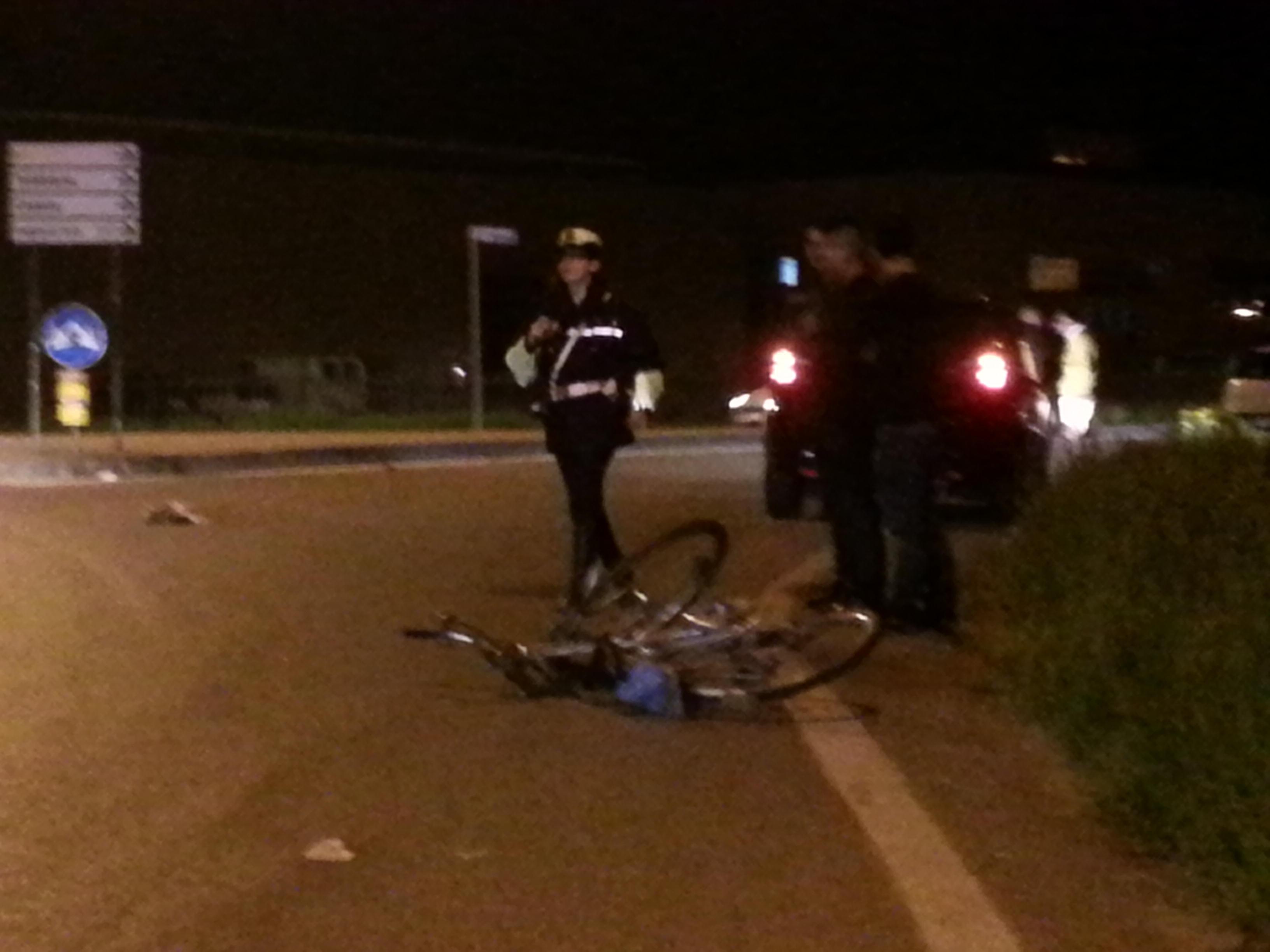 Un incidente stradale in via XVI Aprile (archivio)