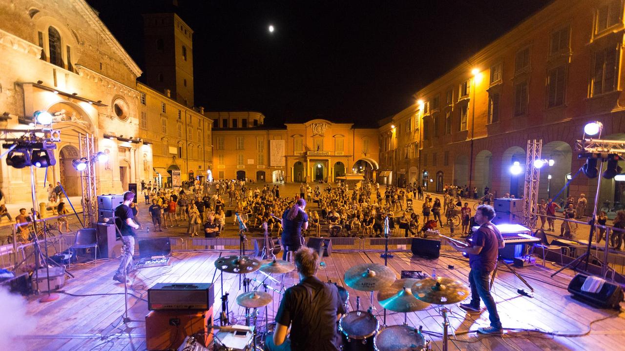 Nasce Grooveland, la scuola per future star