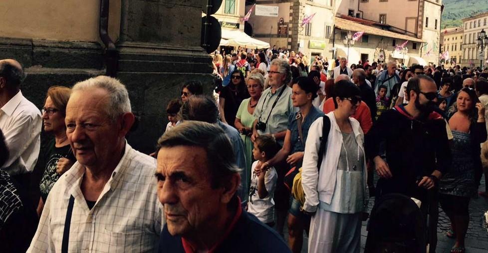  Palio triste: Poggio vince ma un cavallo si infortuna 