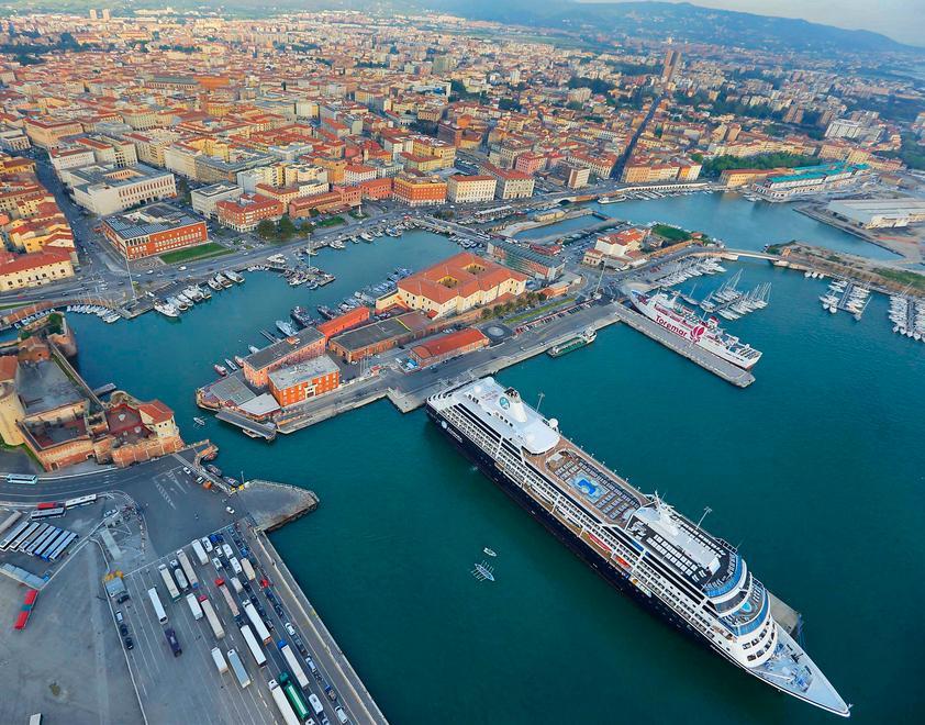 Scioperano i lavoratori del turismo 