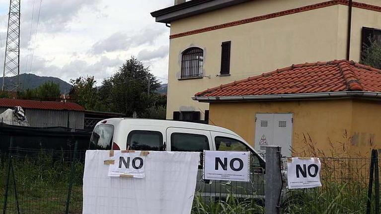 Fiaccolata anti cemento per le strade di Quercioli