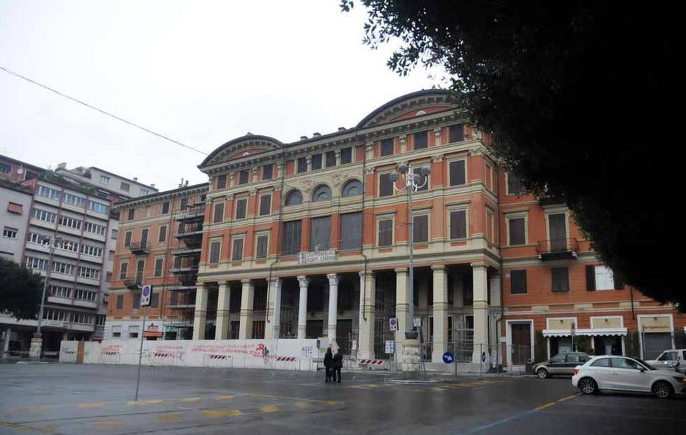 In marcia scalzi, dalla parte dei migranti 