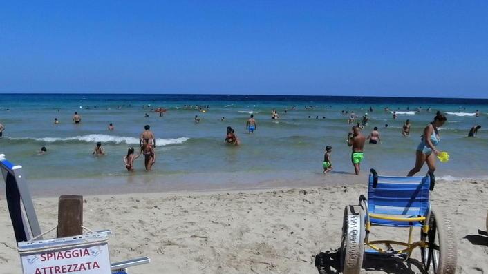Spiaggia per disabili? Sì, ma in Sicilia A Marina ancora no