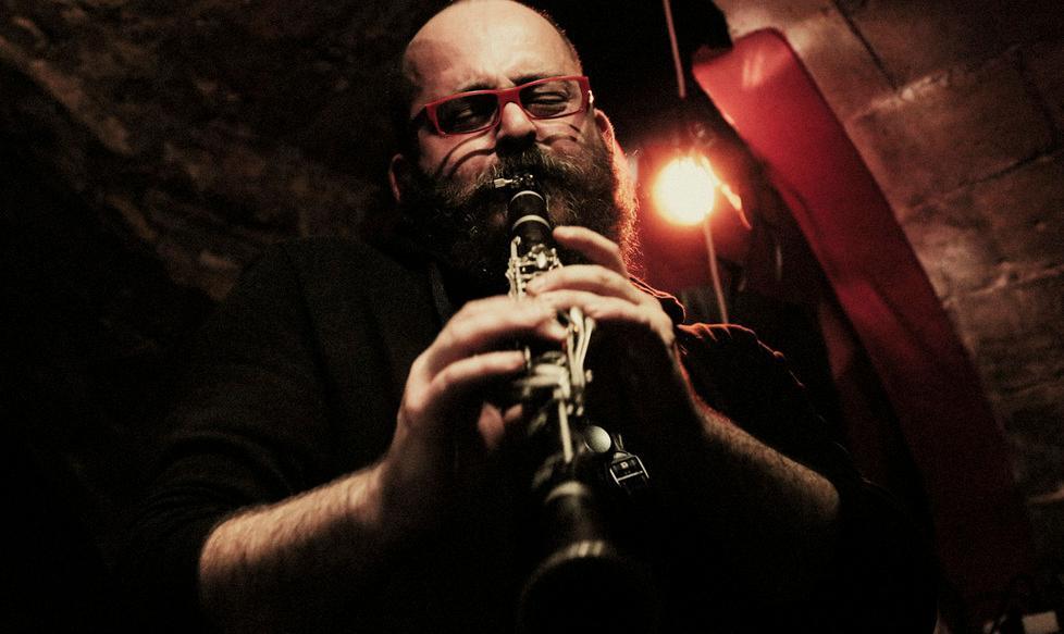 “Isole che parlano”, oggi suona Colonna