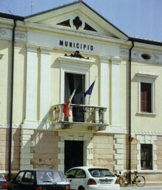 Quando Ostellato e Voghiera danno il nome ai divani
