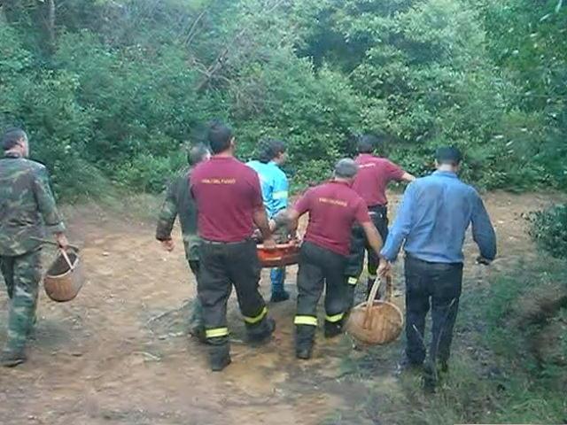 Vigili del fuoco durante un soccorso a persona