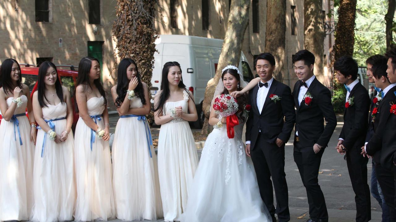 Reggio Emilia, matrimonio cinese ai Giardini pubblici
