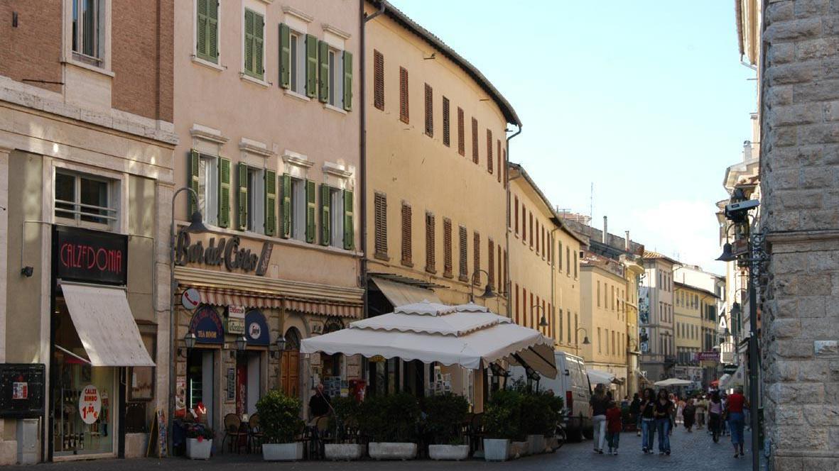 Corso Carducci, il cuore del centro storico di Grosseto (Foto Bf)