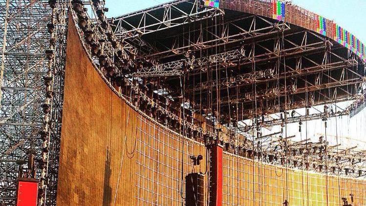 «Il palco delle meraviglie per il mio amico Ligabue»