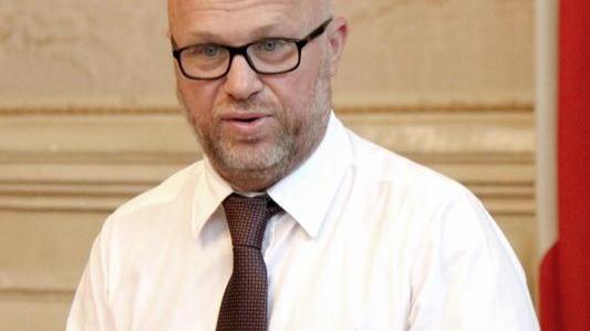 Il sindaco: "L'incendio alla Tred non inciderà sulla raccolta dei rifiuti Raee in città"
