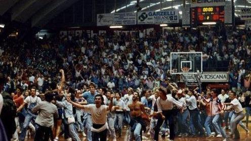 Basket, è la notte delle emozioni: c’è il derby Libertas-Pielle