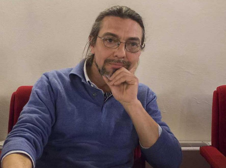 «Il servizio peggiora e ora ci costa di più» 