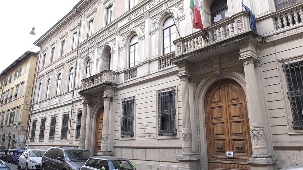 «Alla biblioteca universitaria anche i libri più bagnati saranno presto a disposizione»