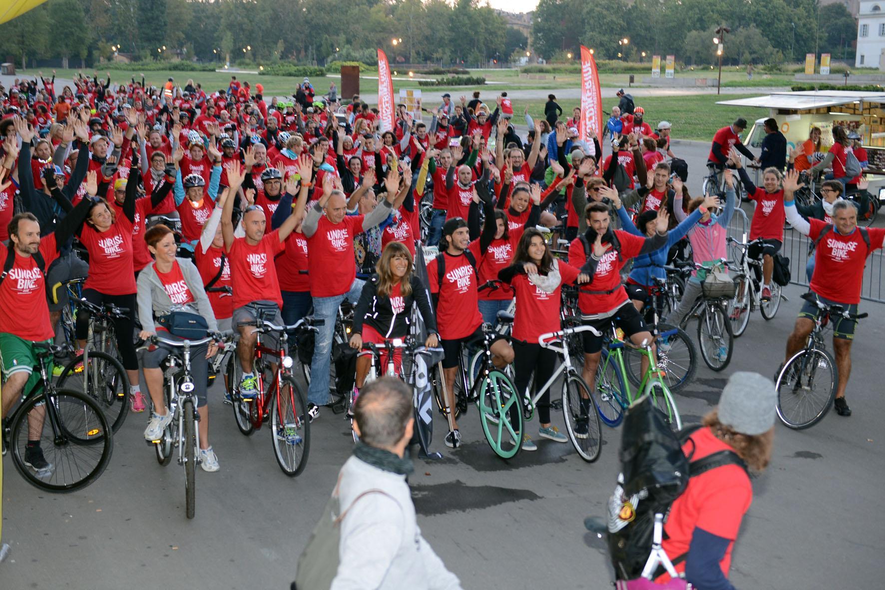 SunriseBikeRide, ma che bello pedalare all'alba per Modena