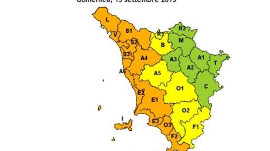 Maltempo in Toscana, lungo la costa scatta l'allerta arancione