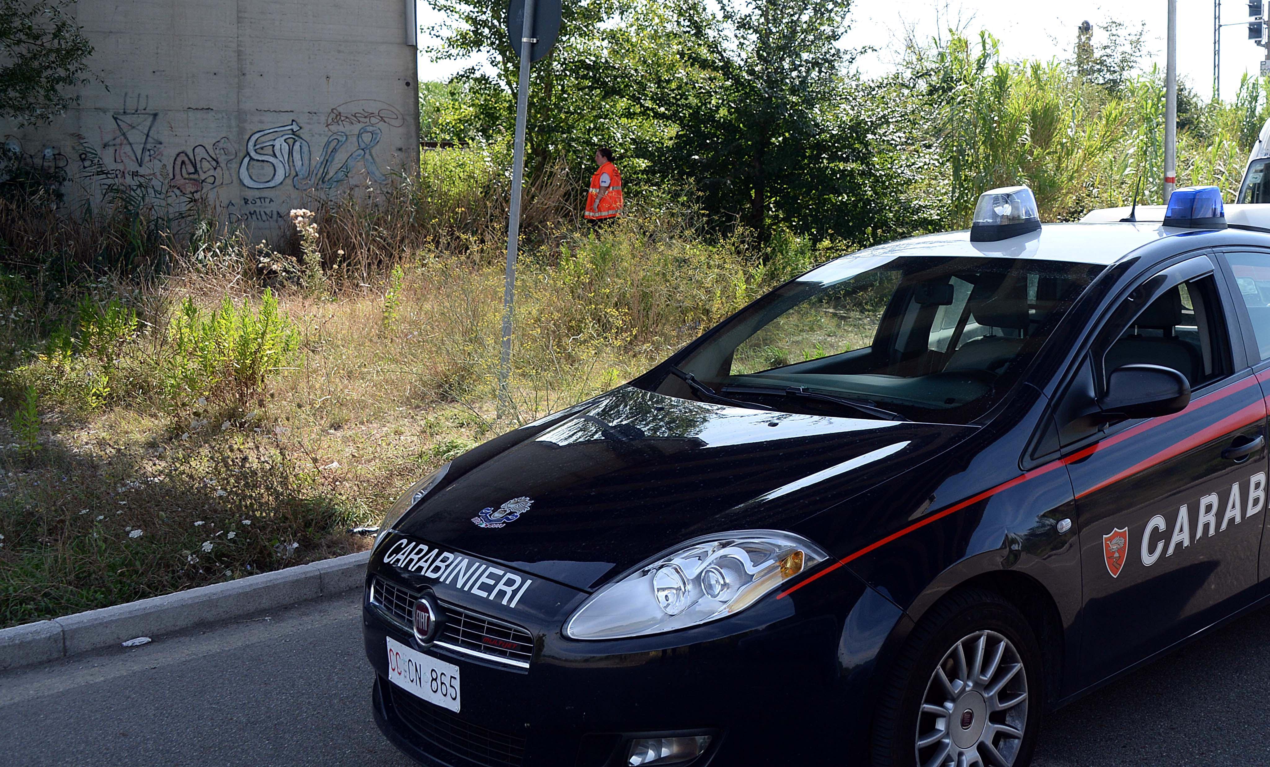 Accoltella il coinquilino: arrestato un uomo di 65 anni