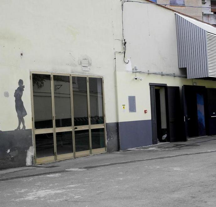 Dove c’era il teatro nasce un locale gay. E il nome fa discutere 