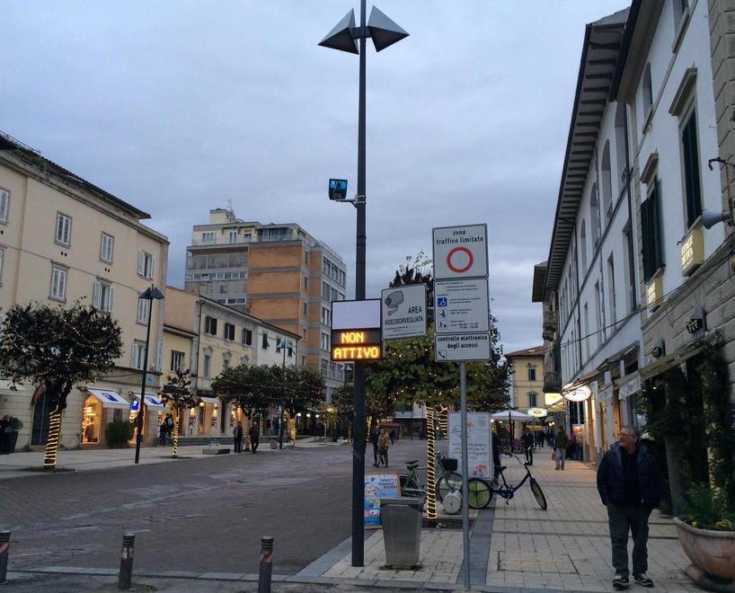 Multati mentre fanno vigilanza 