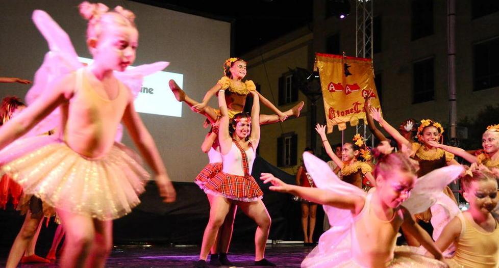 Boschi incantati miti celtici e Sahara nello show dei balli 