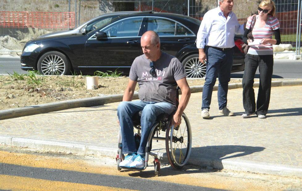 Porta Elisa, la rotatoria a misura di carrozzina 