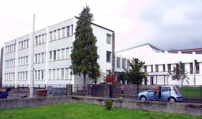 Incontro per analizzare la situazione delle scuole
