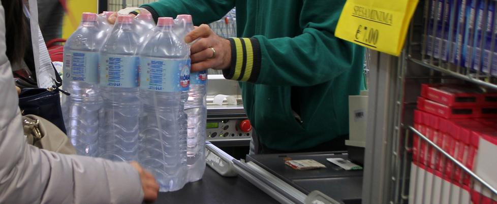 Ordinanza del sindaco: «Acqua soltanto per usi igienici» 