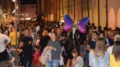 L’invasione dei 40mila: la notte bianca a Carpi fa centro