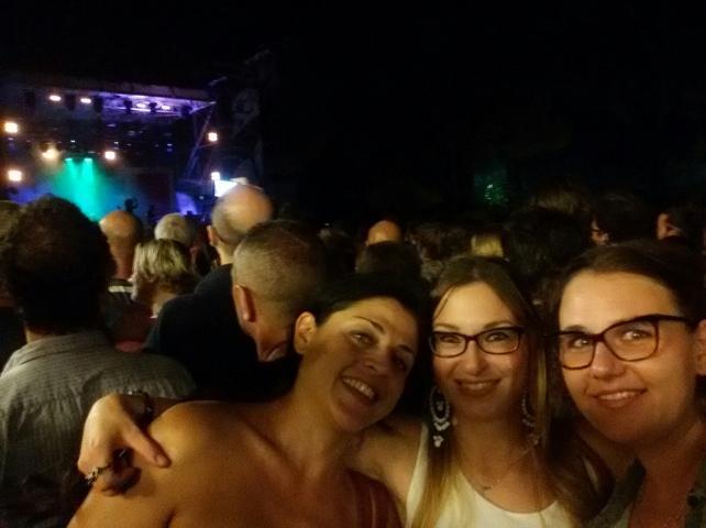 Biglietti gratis e lettori soddisfatti fra selfie e sorrisi