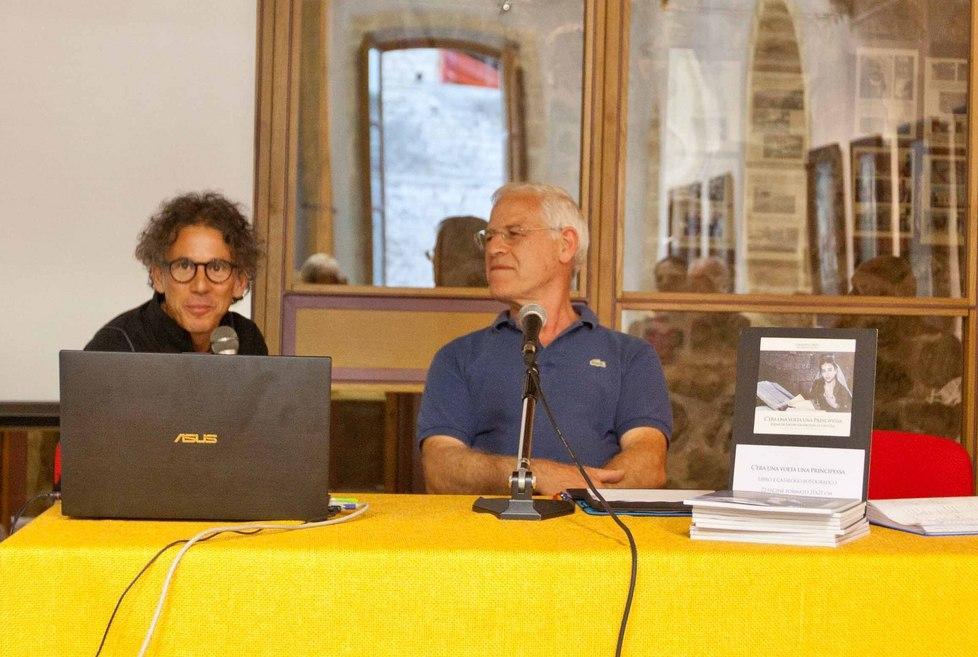La nobiltà del Duecento ricostruita con immagini