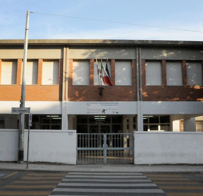 Nascono “I genitori a muso duro” ispirati a Bertoli