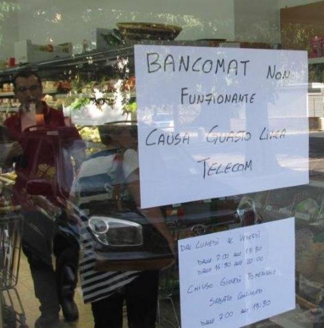 La linea telefonica è muta, cittadini e negozi nei guai 