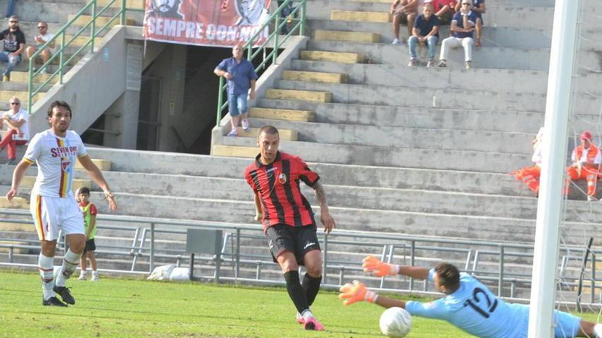Pozzebon: prima in casa e primo gol