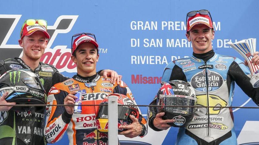 Lorenzo cade, Rossi a + 23